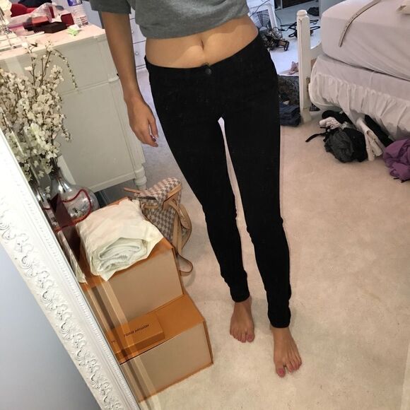 J brand black jeans size 24! In perfect condition - Picture 2 of 5